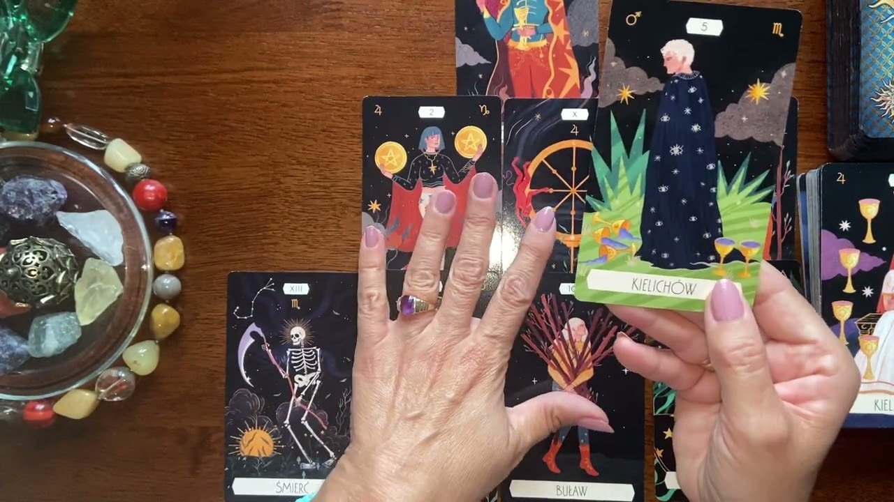 No momento, você está visualizando KTO IDZIE DO CIEBIE W MILOŚCI ?#tarot #czytanietarota #związki #tarotinteractivo #tarotcards