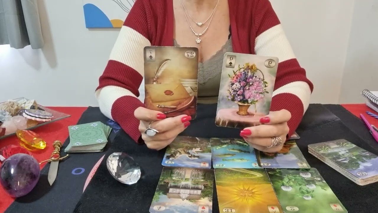 No momento, você está visualizando 🔮✨️O que você precisa saber sobre ele (a) nesse  momento ?? -❤️💔 TAROT REVELA