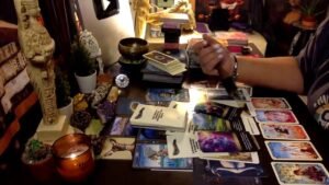 Leia mais sobre o artigo O, ŞU AN NE DURUMDA? NE YAŞIYOR? PİŞMAN MI? SANA GERİ DÖNER Mİ ACABA?!?