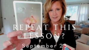 Leia mais sobre o artigo Your Daily Tarot Reading : What’s The REASON For This LESSON? | Spiritual Path Guidance