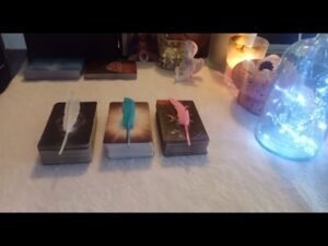 Leia mais sobre o artigo 🩷🕊 VOLVERÁ A TI? POR QUÉ? PARA QUÉ? 🕊🩷Tarot Interactivo Amor Hoy