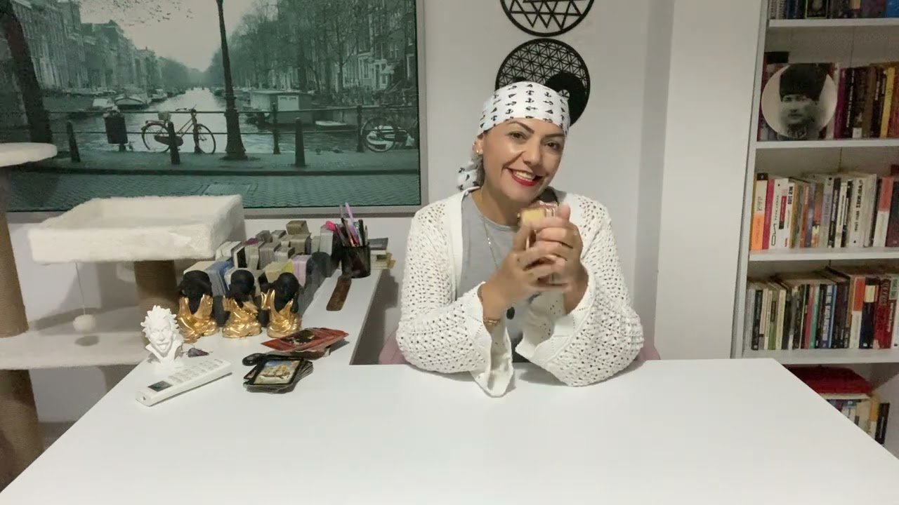 No momento, você está visualizando 🔮AKLINDAKİ KİŞİ SENDEN NE GİZLİYOR ? #tarot #tarotfali #tarotreading #aklımdakikişitarot #astroloji
