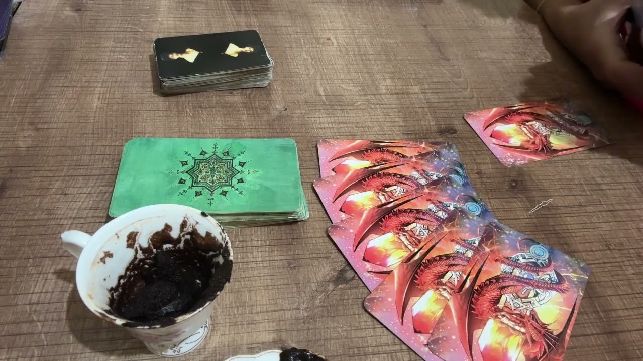 No momento, você está visualizando BİN PİŞMAN ÖNÜNDE EĞİLECEK ! ÇOK SIKINTI İÇERİSİNDE GELİYOR ! GENEL KAHVE TAROT BAKIMI #tarot #fal