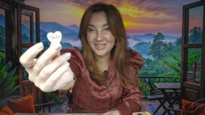 Leia mais sobre o artigo 𝗦𝗘𝗖𝗥𝗘𝗧𝗘 𝗗𝗘𝗭𝗩𝗔̆𝗟𝗨𝗜𝗧𝗘 𝗦̦𝗜 𝗨𝗡 𝗡𝗢𝗨 𝗜̂𝗡𝗖𝗘𝗣𝗨𝗧! 🧚‍♀️ 𝗟𝗜𝗡𝗜𝗦̦𝗧𝗘, 𝗜𝗨𝗕𝗜𝗥𝗘 𝗦̦𝗜 𝗩𝗜𝗡𝗗𝗘𝗖𝗔𝗥𝗘!