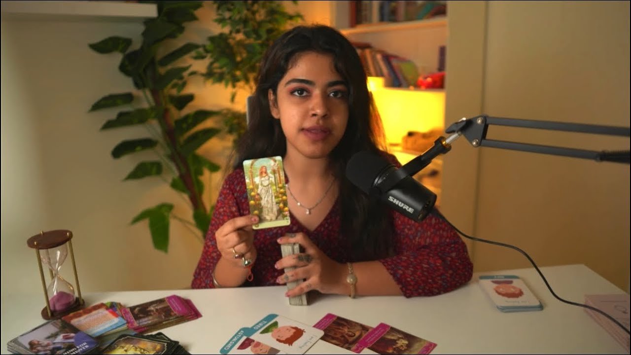 No momento, você está visualizando Kya hone vala hai next ? ( Love ❤️, Career 🧳) || Tarot Reading ( Hindi )