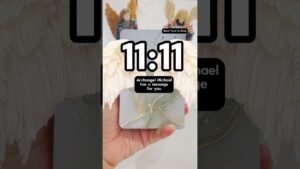 Leia mais sobre o artigo Messages From Archangel Michael🕶️🌞🐎#tarot #archangelmichael #1111 #blessings #soulmate