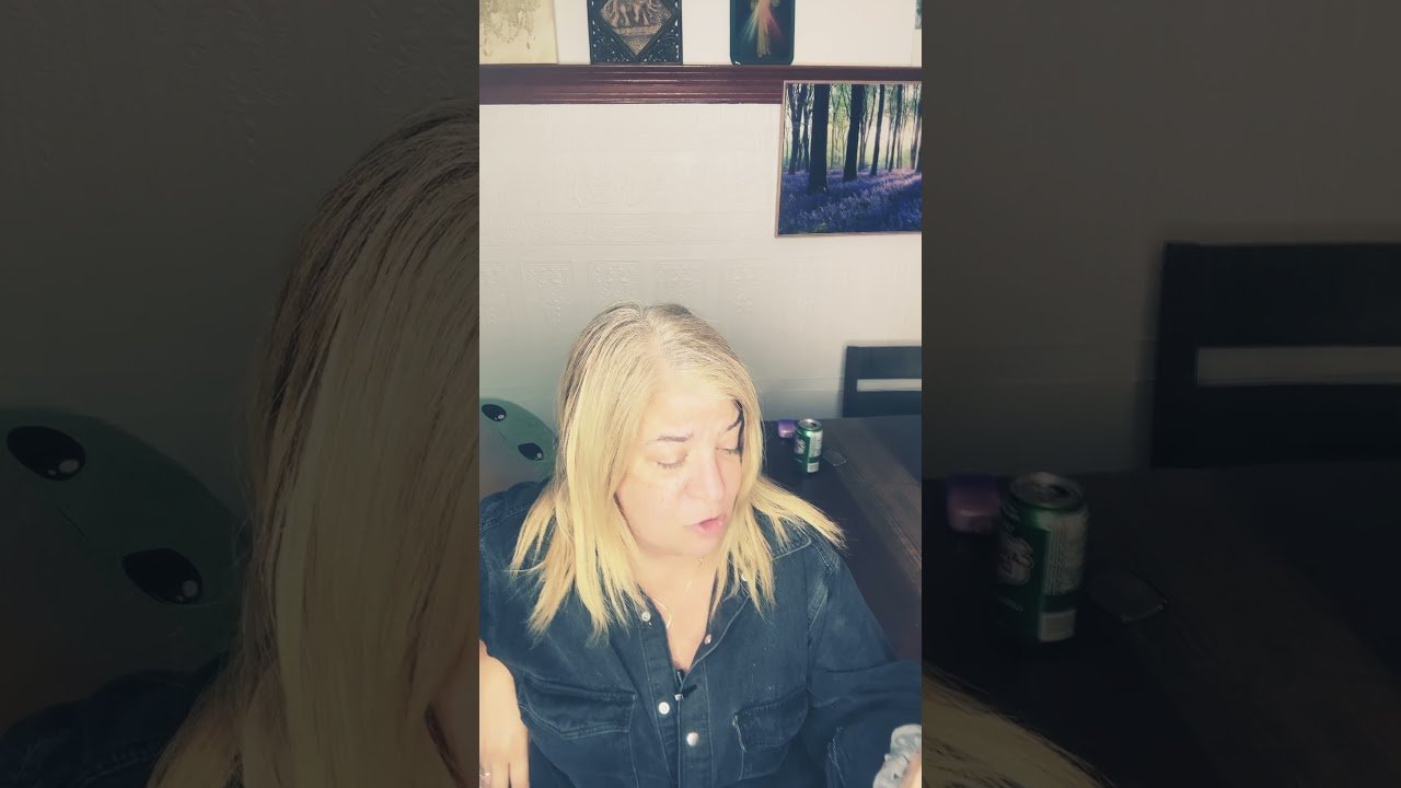 No momento, você está visualizando Rise and Shine with TODAY’S TAROT Message!