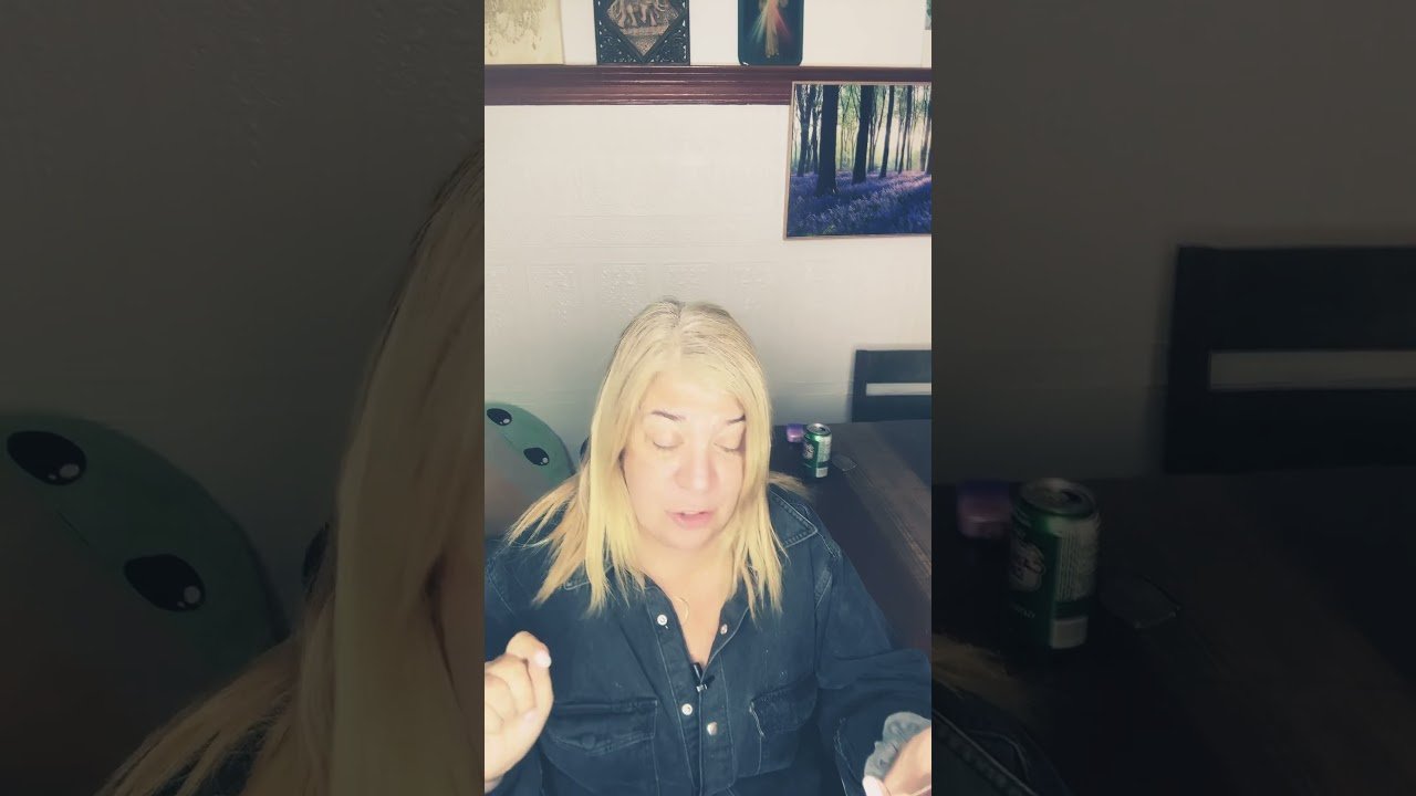 No momento, você está visualizando Rise and Shine with TODAY’S TAROT Message!