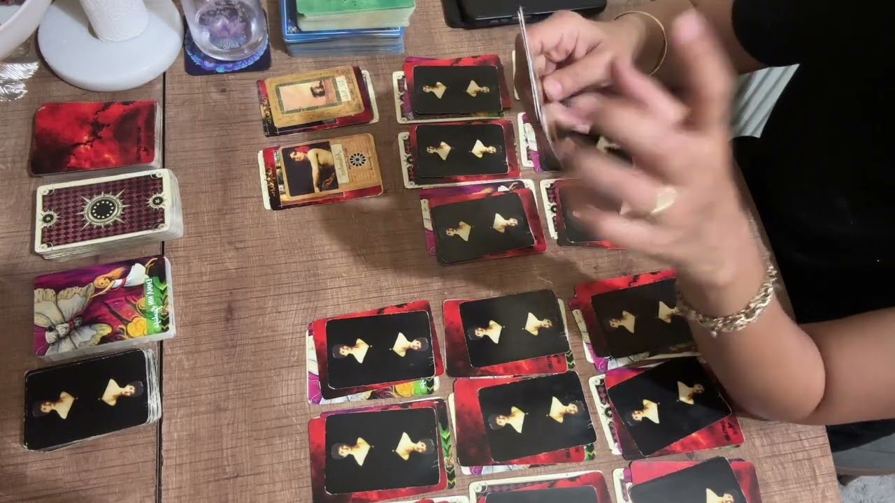 No momento, você está visualizando SANA NE SÖYLEMEK İSTİYOR / NE DÜŞÜNÜYOR / SİZİ NELER BEKLİYOR / GENEL TAROT AÇILIMI #aklımdakikişi