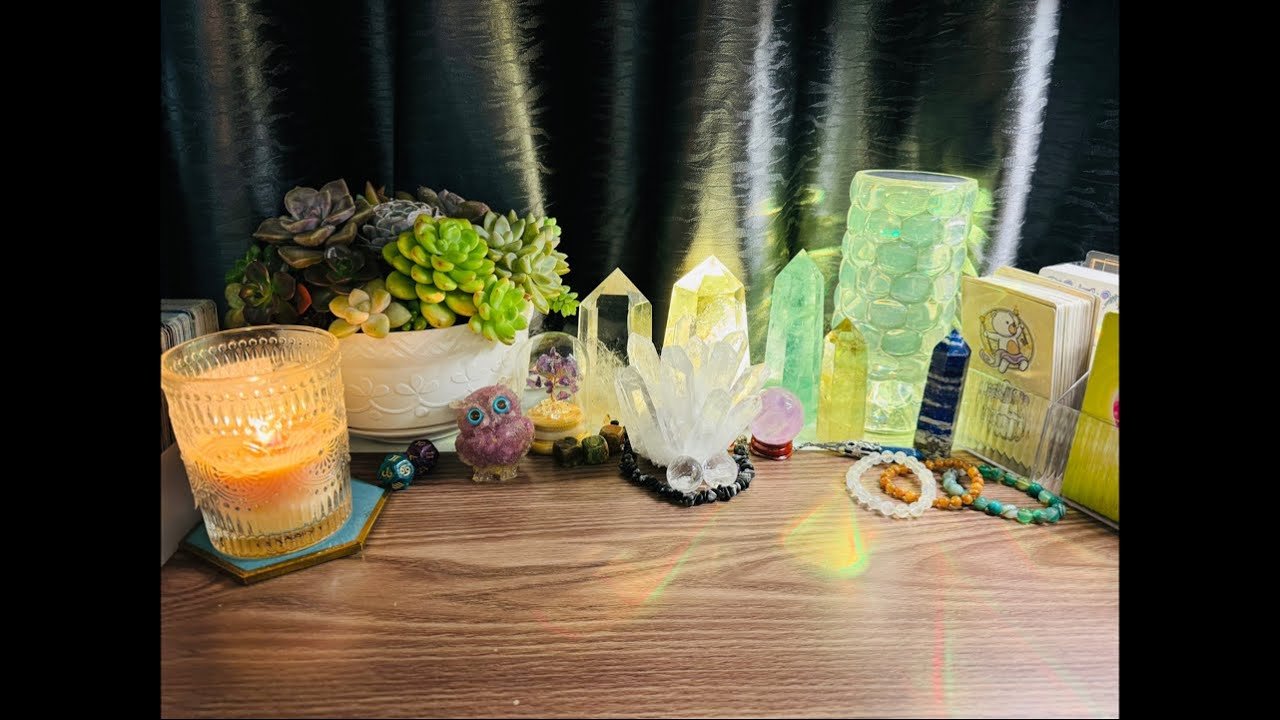 No momento, você está visualizando Tarot / Tình cảm họ đang giấu bên trong 💜