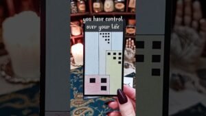 Leia mais sobre o artigo Watch out for these signs #tarot #tarotreading