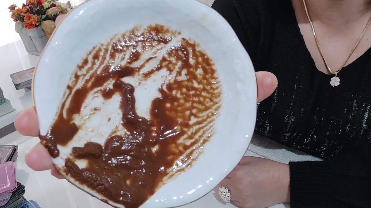 No momento, você está visualizando 17 KASIM BOMBA GİBİ BÜYÜK FİNCAN VE TAROT FALIYLA SEVİM ABLA ÇOK FARKLI BAKIŞ AÇISIYLA KARŞINIZDA😘