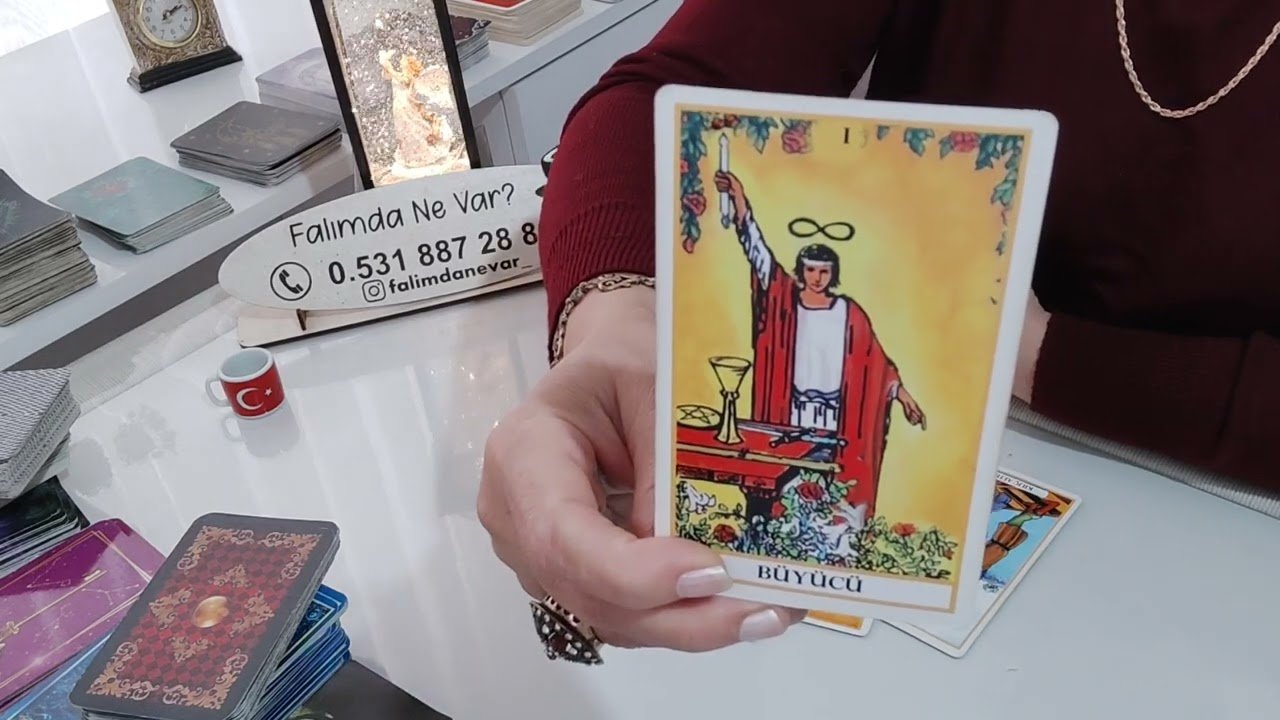 No momento, você está visualizando 8 KASIM FİNCAN VE TAROT FALINIZ, KAYBETTİKLERİNİZİ GERİ ALACAKSINIZ. SON GÜLEN İYİ GÜLER.