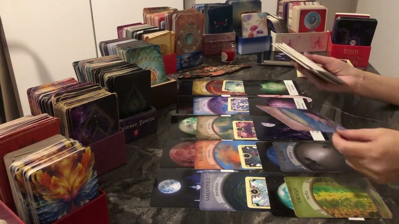 No momento, você está visualizando 💔💫✨AKLIMDAKİ KİŞİ NE DÜŞÜNÜYOR NE HİSSEDİYOR#tarot