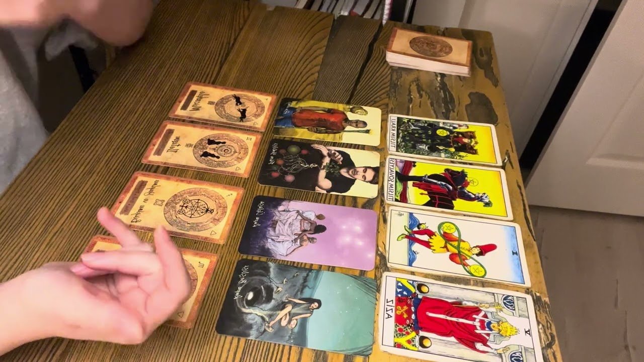 No momento, você está visualizando AKLINDAKİ KİŞİ SENİ KAYBETMEKTEN KORKUYOR MU? PİŞMAN Mİ? #tarot