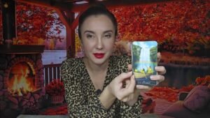 Leia mais sobre o artigo 𝗖𝗜𝗡𝗘𝗩𝗔 𝗩𝗥𝗘𝗔 𝗜̂𝗠𝗣𝗔̆𝗖𝗔𝗥𝗘! 😲 𝗢 𝗩𝗘𝗦𝗧𝗘 𝗦𝗨𝗥𝗣𝗥𝗜𝗭𝗔̆ 𝗦̦𝗜 𝗗𝗥𝗘𝗣𝗧𝗔𝗧𝗘 𝗗𝗜𝗩𝗜𝗡𝗔̆ 𝗣𝗘𝗡𝗧𝗥𝗨 𝗜𝗡𝗜𝗠𝗔 𝗧𝗔!