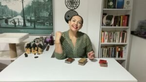 Leia mais sobre o artigo 🔮AKLINDAKİ KİŞİNİN GÖZÜNDE SEN NASILSIN ? #tarot #tarotacilimi #aklımdakikişitarot #fal #tarotfali