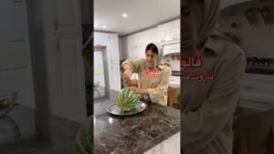 Leia mais sobre o artigo Farsi Tarot  چه دختر هنرمندی 😱