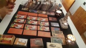 Leia mais sobre o artigo Herkes bir diğerine soruyor, orada neler oluyor? #aklimdakikişi #tarot