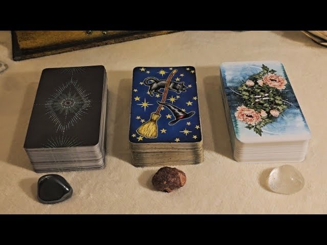 No momento, você está visualizando 💫🦋¿QUÉ PIENSA, QUÉ SIENTE, QUÉ HARÁ?🦋💫Tarot interactivo