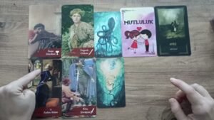 Leia mais sobre o artigo Sessizliğin Onu Nasıl Etkiliyor? Sessizliği Bozacak mı?Tarot