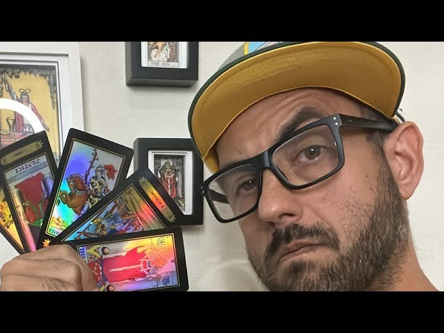 No momento, você está visualizando SUPER FULL MOON IN TAURUS ♉️ 🌝 PSYCHIC TAROT READING 🔮⚡️🎱 [Jonny Arkade]