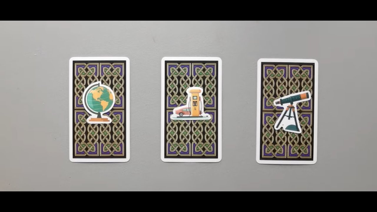 No momento, você está visualizando tarot: chọn tụ bài: từ 2024 sang 2025 có gì khác?