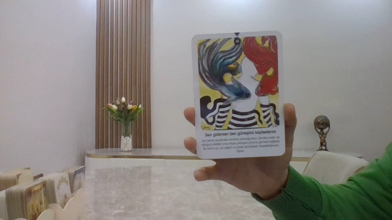 No momento, você está visualizando Aklınızdaki kişinin size karşı düşüncesi ve eylemi #keşfet #tarot #love #keşfetteyiz #tarotcards