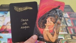 Leia mais sobre o artigo AKLINDAKİ KİŞİ❤️HERŞEYİ İTİRAF ETTİ😇❤️HAZIR MISIN❤️ #tarot #aklımdakikişihakkımdanedüşünüyor #keşfet
