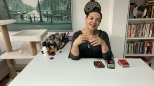 Leia mais sobre o artigo ❤️‍🔥AKLINDAKİ KİŞİ SENDEN NEDEN UZAKLAŞTI? #tarot #aklımdakikişitarot #tarotfali #astroloji #fal