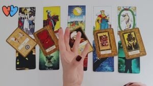 Leia mais sobre o artigo AKLINDAKİ KİŞİNİN HAYATINDA NELER OLUYOR ? SANA KARŞI DUYGUSU NE? #tarot #aboneol#ilişkiaçılımı