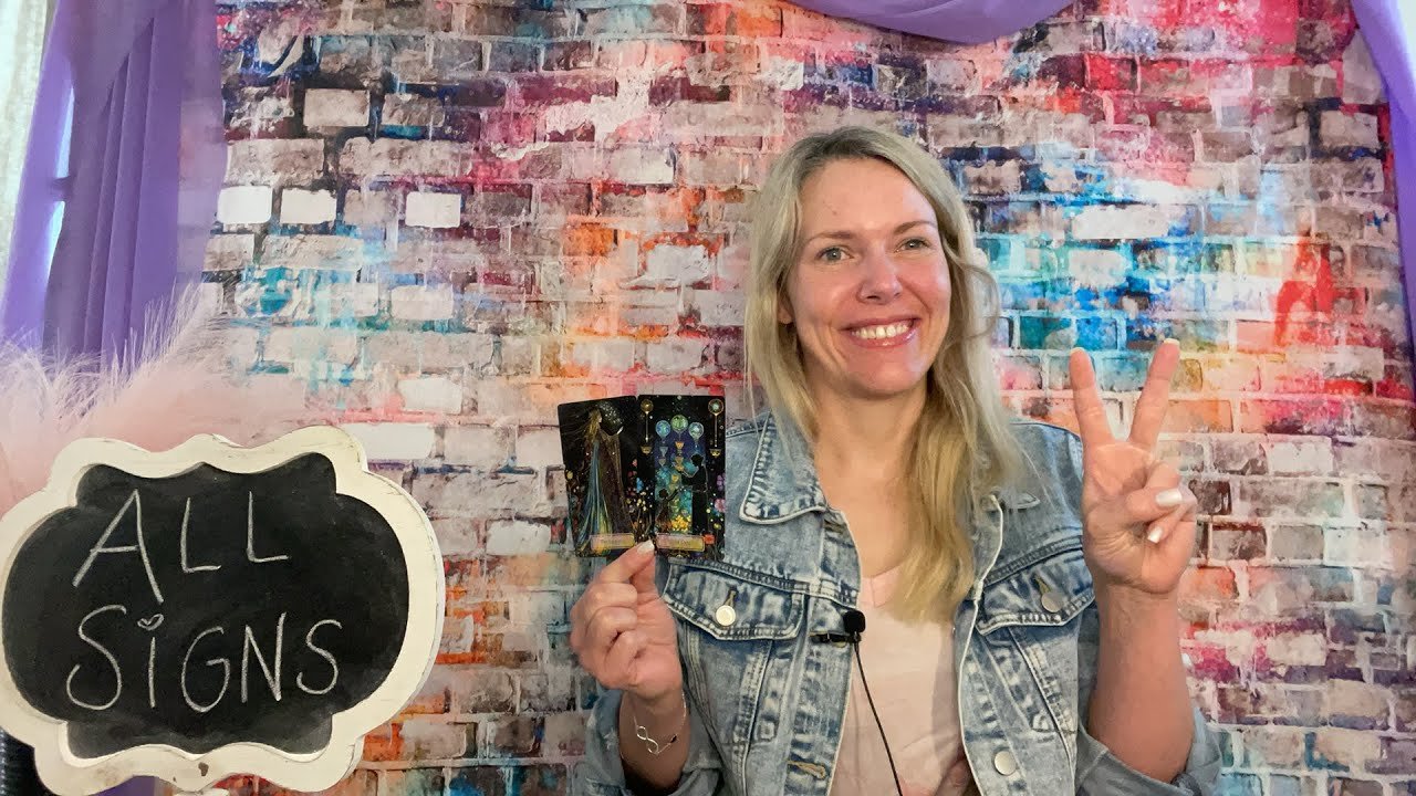 No momento, você está visualizando ALL SIGNS 🙋🏼‍♀️💗 Their Feelings for You! 💫 December 16 – 22 2024 Tarot Love Reading