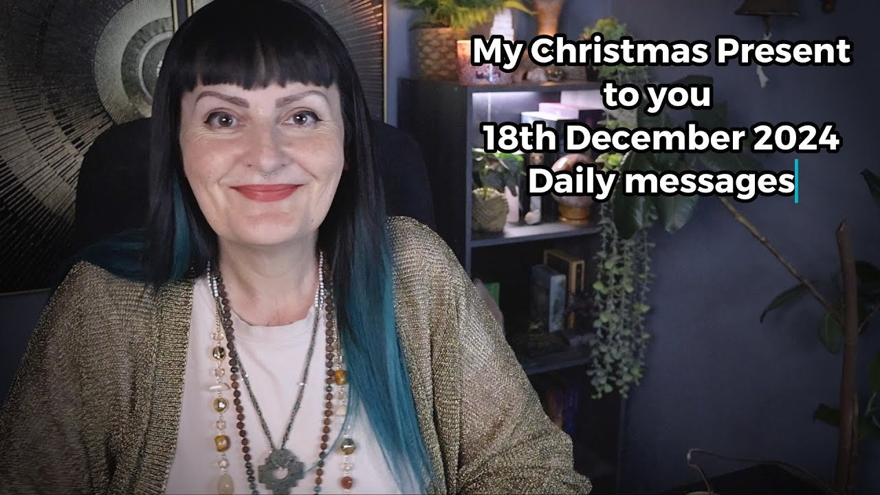 No momento, você está visualizando Christmas present to all of you, 18th December messages – tarot reading