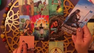 Leia mais sobre o artigo CO ON/ ONA MYŚLI CZUJE I PLANUJE 😍 #tarot #tarotinteractivo #tarotcards #czytanietarota