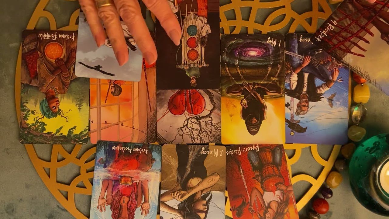 No momento, você está visualizando KOMU WPADŁAŚ W OKO 😍 #tarot #tarotinteractivo #tarotcards #czytanietarota