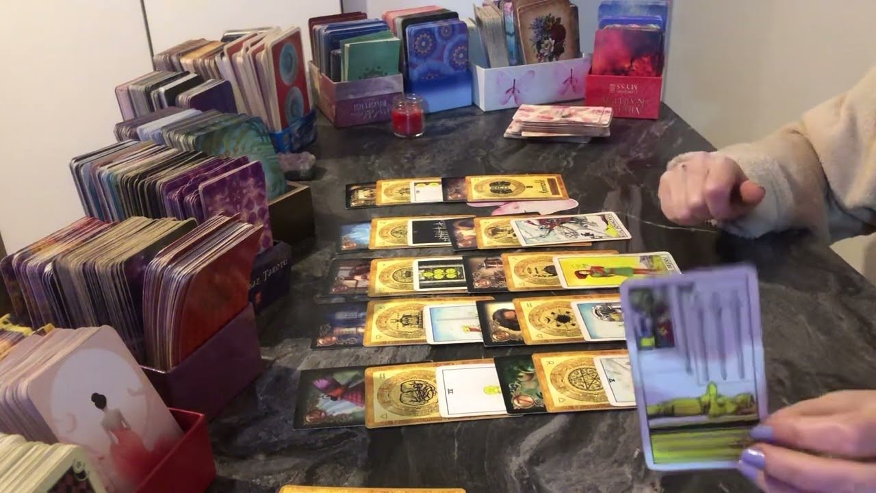 No momento, você está visualizando 🪷✨ONA SENİ SORDUM NELER ANLATTI NELER#tarot