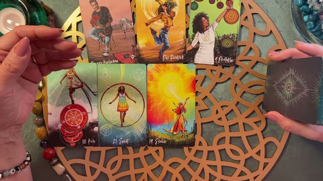 No momento, você está visualizando CO TAK NAPRAWDĘ U NIEGO/ U NIEJ SŁYCHAĆ 😍 #tarot #tarotreading #tarotcards #tarotreader #wróżba