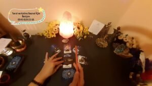 Leia mais sobre o artigo ❤️SENDE KARARLIYIM ❤️Azizenin Sırrı Tarot Açılımı