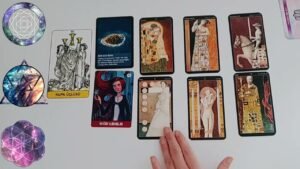 Leia mais sobre o artigo AKLINDAKİ KİŞİ BUGÜN NE YAŞIYOR ?💚ŞİFA ÇALIŞMASI🍀 #tarot #aboneol#ilişkiaçılımı #aşk #aklımdakikişi