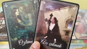 Leia mais sobre o artigo AKLINDAKİ KİŞİ❤️ SENİ SORDUM CEVAPLAR ÇOK NET🧿😇💯#tarot #keşfet #aklımdakikişihakkımdanedüşünüyor