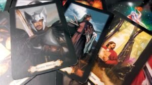 Leia mais sobre o artigo CO ON / Ona CZUJE TU I TERAZ ? TAROT WRÓŻBA