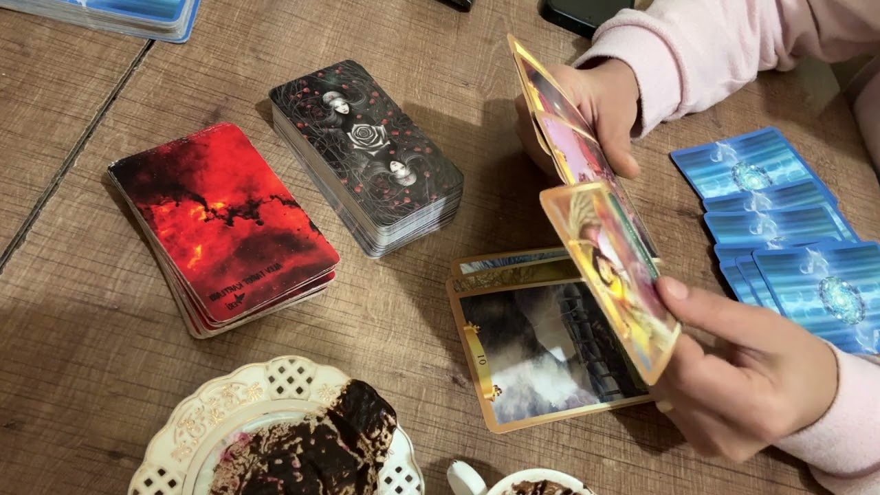 No momento, você está visualizando SENİ BİLE ŞAŞIRTACAK ŞEKİLDE MURADIN GERÇEKLEŞİYOR / GENEL KAHVE TAROT FALI #tarot #kahvefalı #sufal