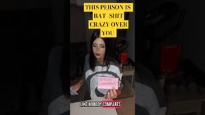 Leia mais sobre o artigo THIS PERSON IS BAT-SHIT CRAZY OVER YOU #soulmate #tarot #shorts