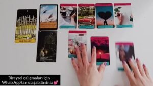 Leia mais sobre o artigo AKLINDAKİ KİŞİ BUGÜN NE YAŞIYOR ?💚ŞİFA ÇALIŞMASI🍀 #tarot #aboneol#ilişkiaçılımı #aşk #aklımdakikişi