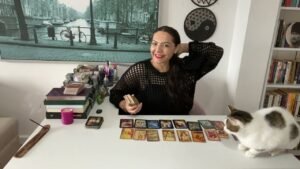 Leia mais sobre o artigo 💯AKLINDAKİ KİŞİ İLE OLASI SÜREÇTE NE YAŞAYACAKSINIZ ? #tarot #astrolojiyorumu #astroloji #aşkfalı