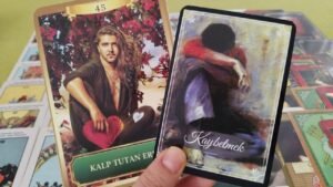 Leia mais sobre o artigo AKLINDAKİ KİŞİ❤️ SENİ SORDUM CEVAPLAR ÇOK NET🧿😇💯#tarot #keşfet #aklımdakikişihakkımdanedüşünüyor