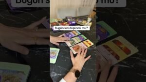 Leia mais sobre o artigo Bugün sizi düşündü mü? 🎀🍀 #reels #tarot #kesfet #aklimdakikisi