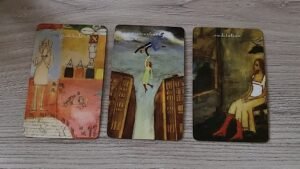 Leia mais sobre o artigo 🎁CO PIĘKNEGO DO CIEBIE IDZIE? 🎁 – wybierz karte #tarot