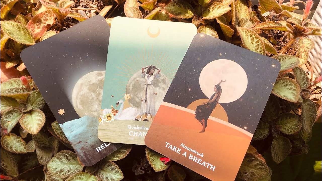 No momento, você está visualizando Cuộc gặp gỡ không ngờ đến – Chọn tụ bài – Addie Tarot