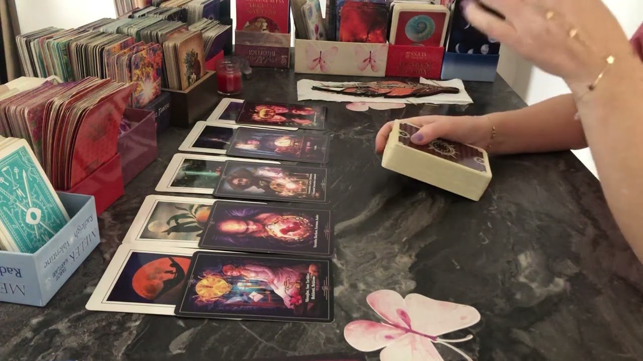 No momento, você está visualizando 🔥✨SENİ MERAK EDİYOR MU🔥ÖZLÜYOR MU🔥MÜJDEEEE#tarot